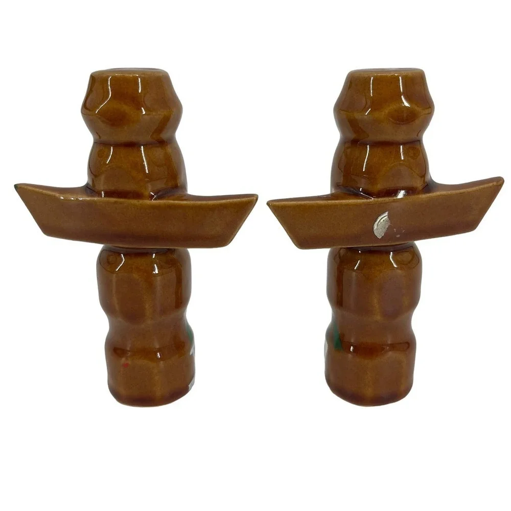 Vintage Salt & Pepper‎ Shakers Totem Pole Native American Ceramic